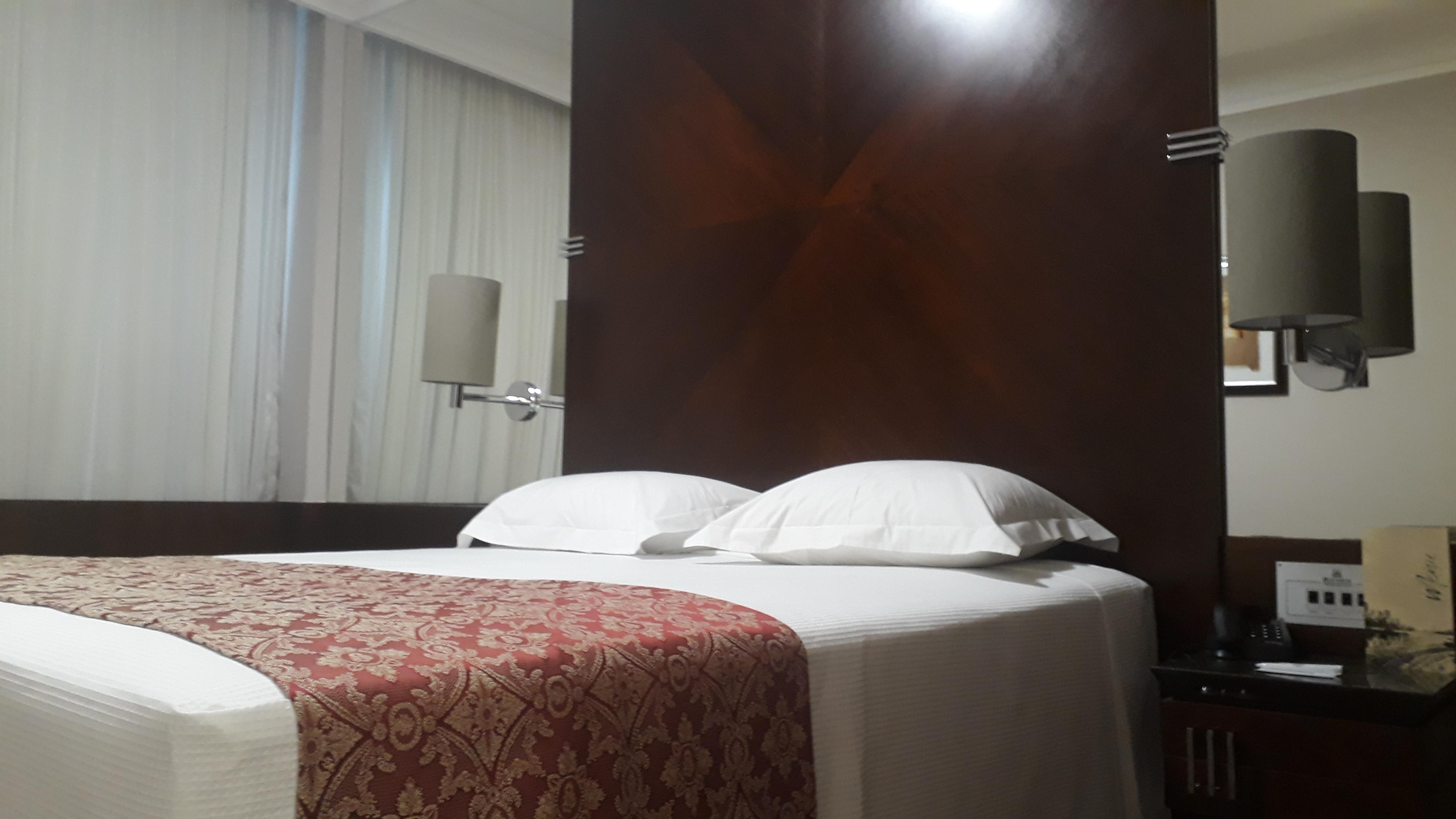 Bourbon Londrina Business Hotel Экстерьер фото