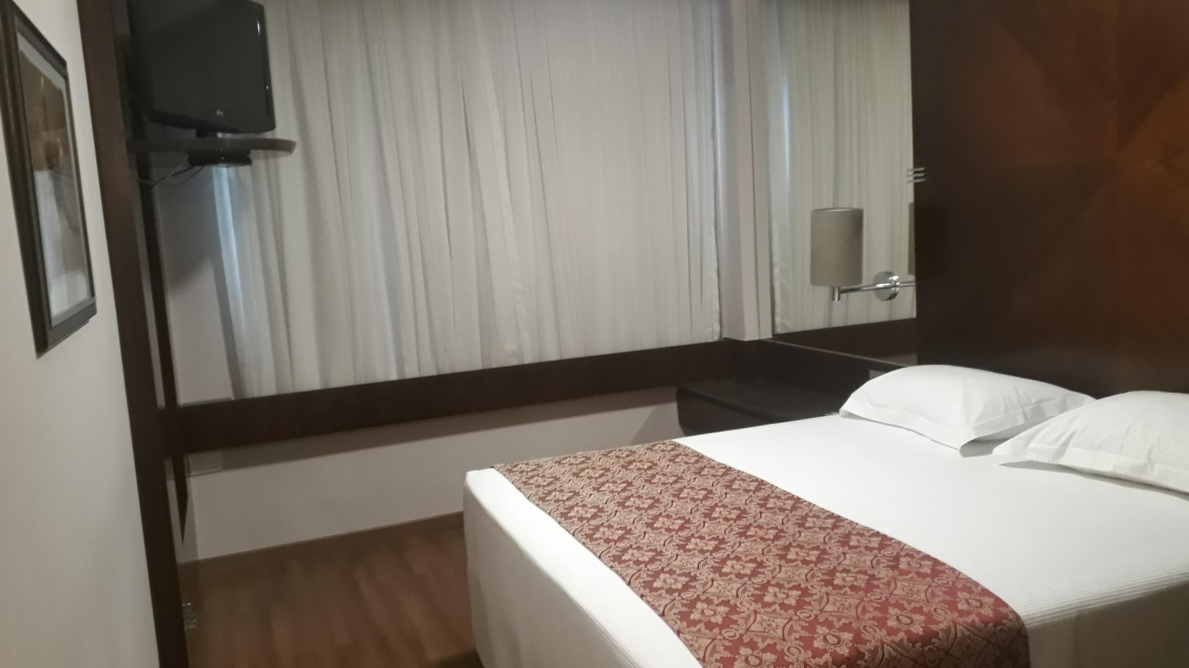 Bourbon Londrina Business Hotel Экстерьер фото