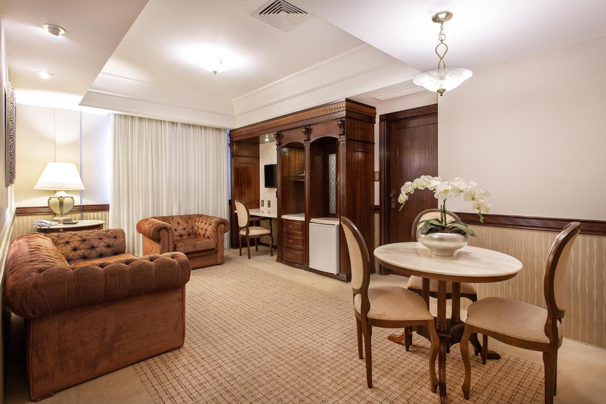Bourbon Londrina Business Hotel Экстерьер фото